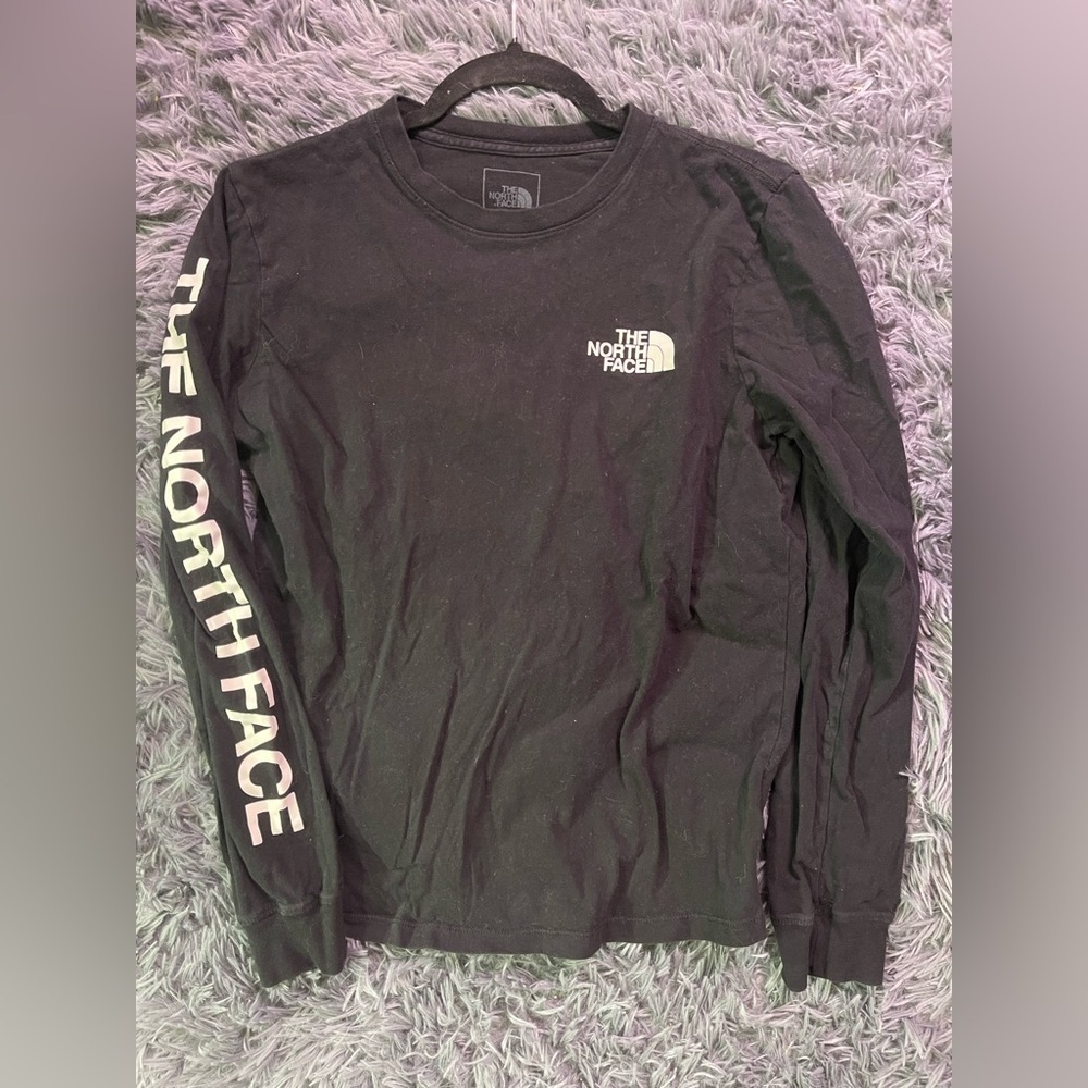 The North Face Women's Black Logo Shirt - Picture 2 of 5